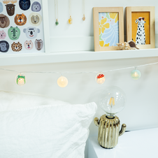 Squishmallows FIZZ Svetelná reťaz - Squish parta