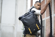 CAT batoh Signature Utility X Rolltop - čierny