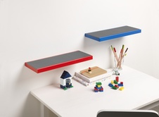 LEGO Polička na vystavenie stavebníc - červená