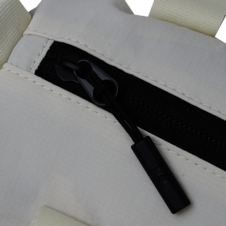 CAT crossbody taška Urban Adventure Mini Duffel - bílá - 85172-196_12.png